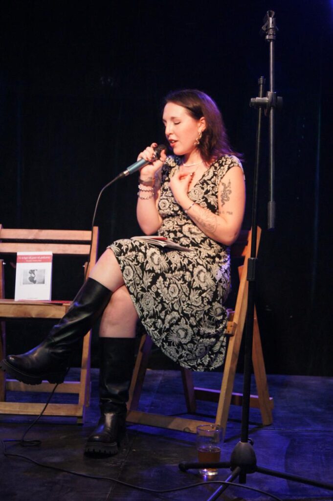 Rosario Villalba Fillol: "No sé si un facho puede escribir un poema. No sé si se les da la conexión con la sensibilidad" 3 Rosario Villalba Fillol
